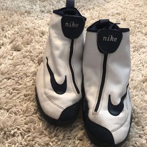 Son Of Glove Nikes | vintage classics | men’s 9.5